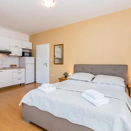 Antonella Guest house 4*