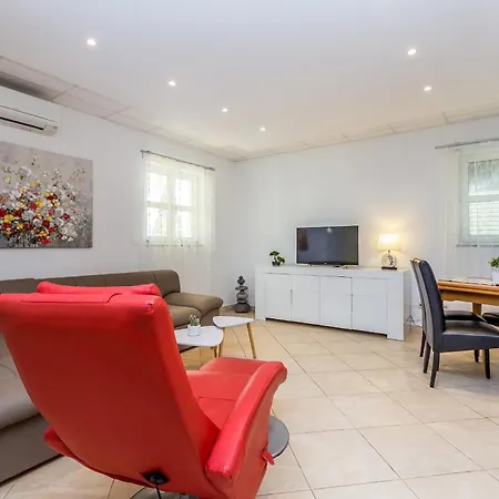 Antonella Guest house 4*