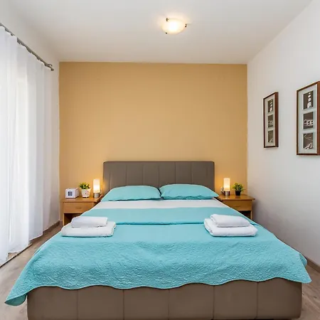 Guest house Antonella 4*